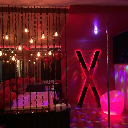 Imperium Inn Motel (Adults Only) Nova Ponte エクステリア 写真