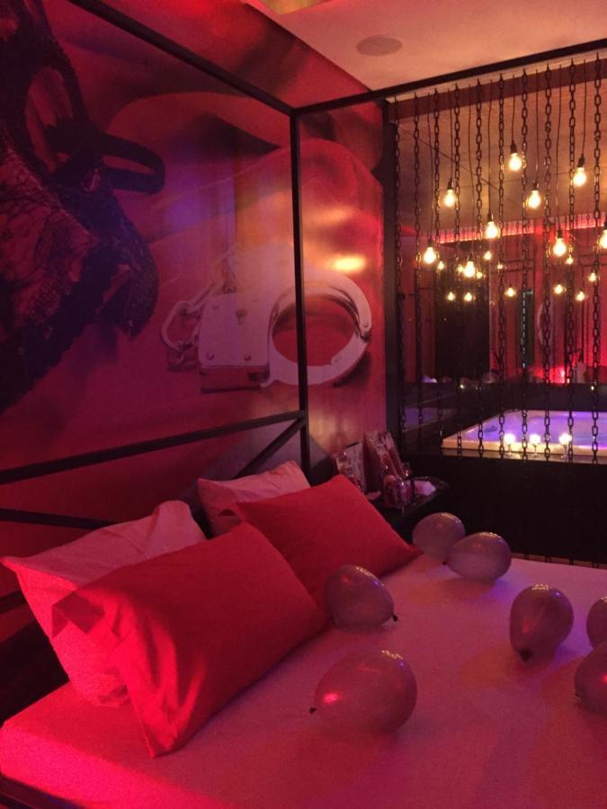 Imperium Inn Motel (Adults Only) Nova Ponte エクステリア 写真