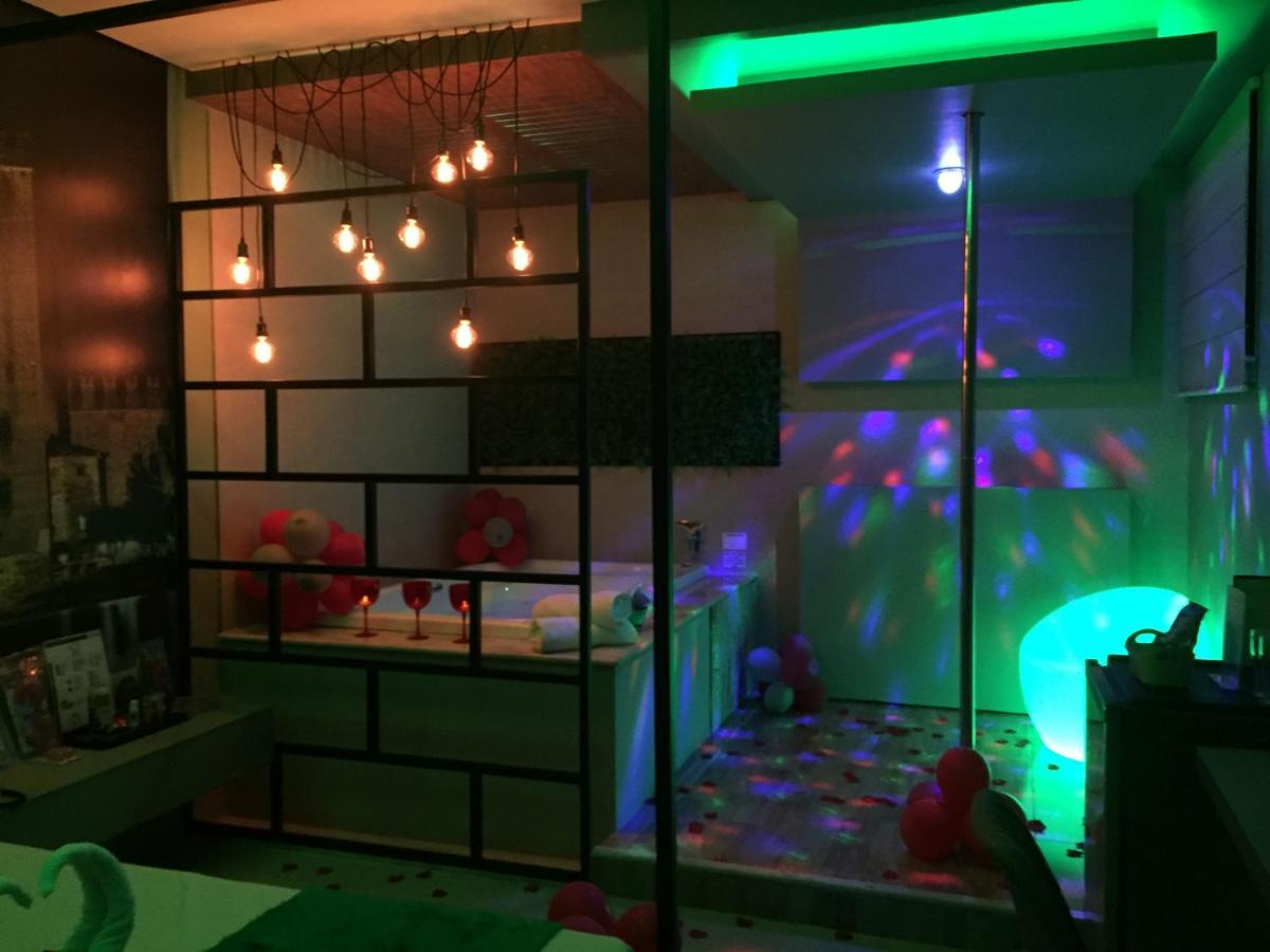 Imperium Inn Motel (Adults Only) Nova Ponte エクステリア 写真