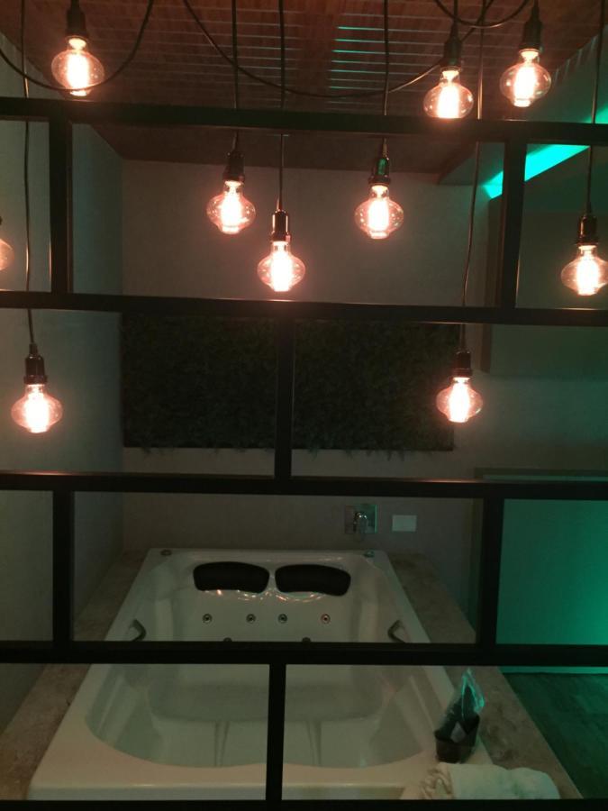 Imperium Inn Motel (Adults Only) Nova Ponte エクステリア 写真