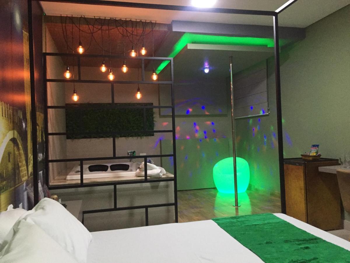 Imperium Inn Motel (Adults Only) Nova Ponte エクステリア 写真