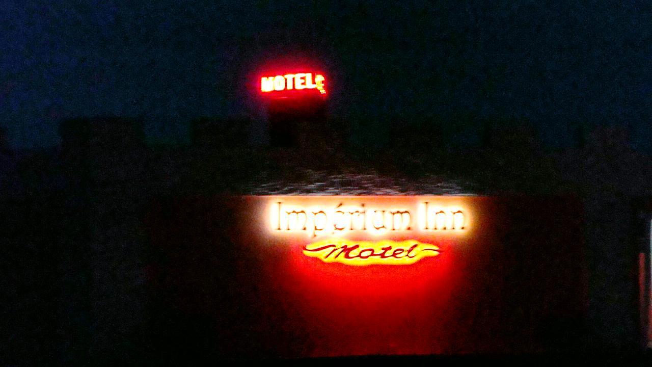 Imperium Inn Motel (Adults Only) Nova Ponte エクステリア 写真