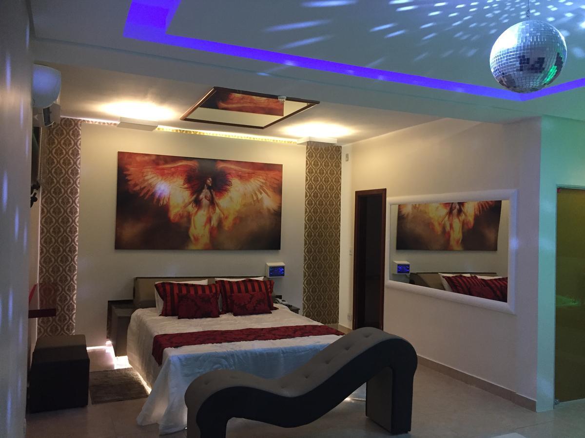 Imperium Inn Motel (Adults Only) Nova Ponte エクステリア 写真